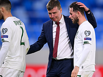 Improved Ireland are left to r...